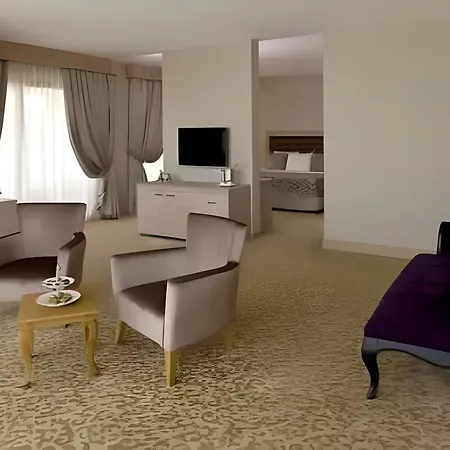 Hotel The Grand Rixos 5*