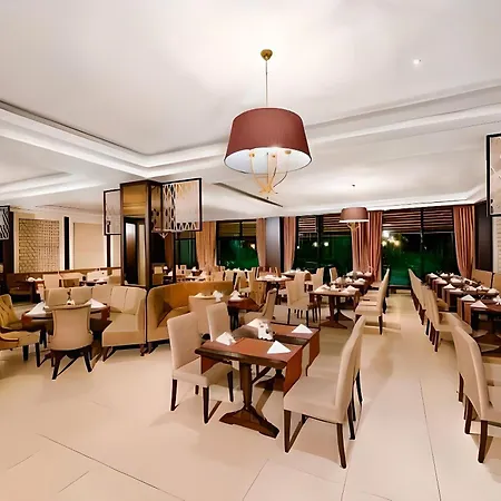 The Grand Rixos 5*