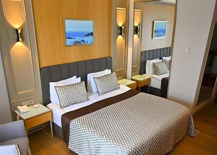 The Grand Rixos 5*