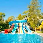 The Grand Rixos Κεμέρ