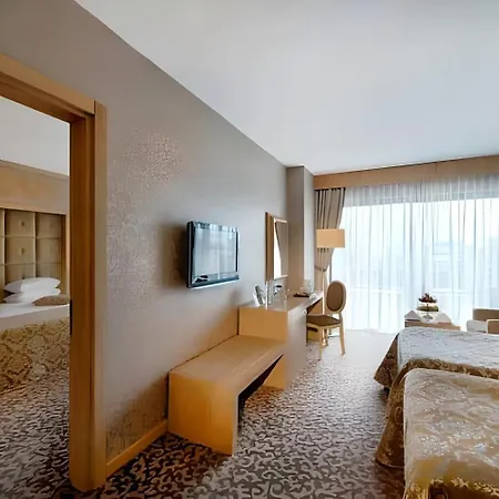 The Grand Rixos 5*
